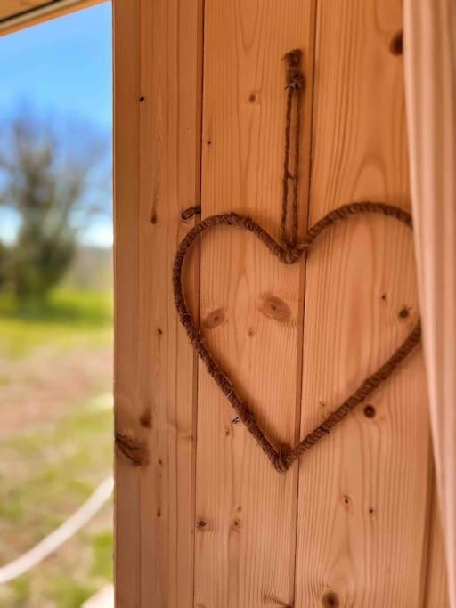 Roulotte „Douceur“ Villa Condom Bagian luar foto